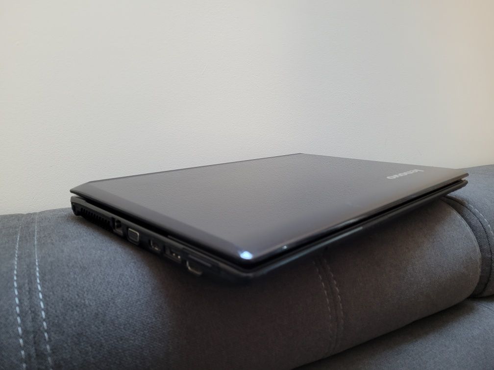 Laptop Lenovo- Intel i5, 4gb ram, dysk 500gb!, Szybki, Ładny!