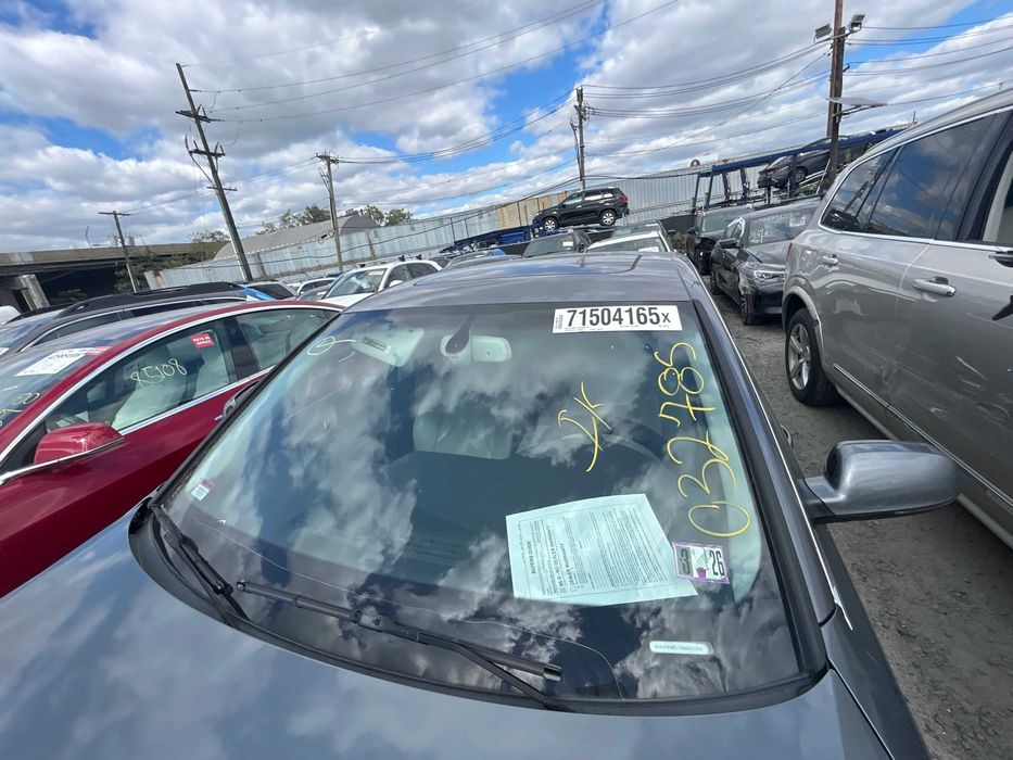 Продам Audi A4 2014