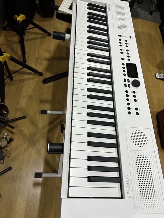 Roland go keys 5 com suporte. Nunca usado!