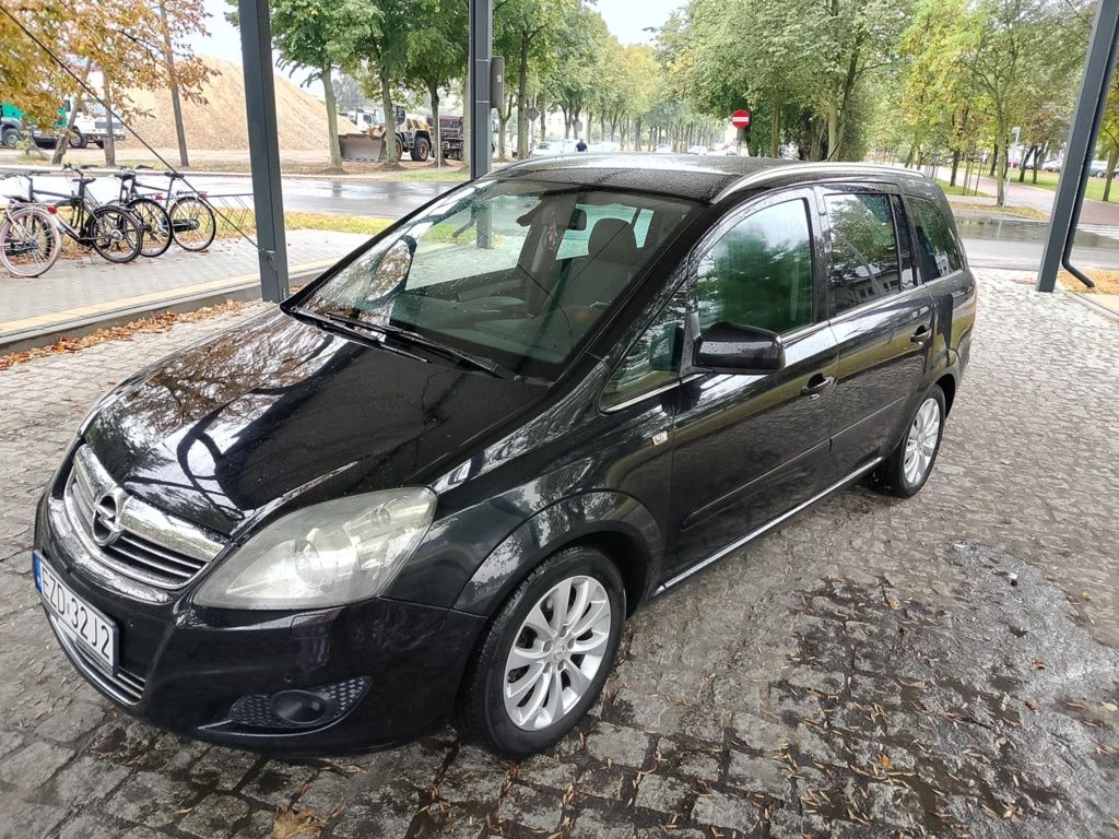 Opel Zafira Lift 1.9CDTi 2009r 7 miejsc  259tys