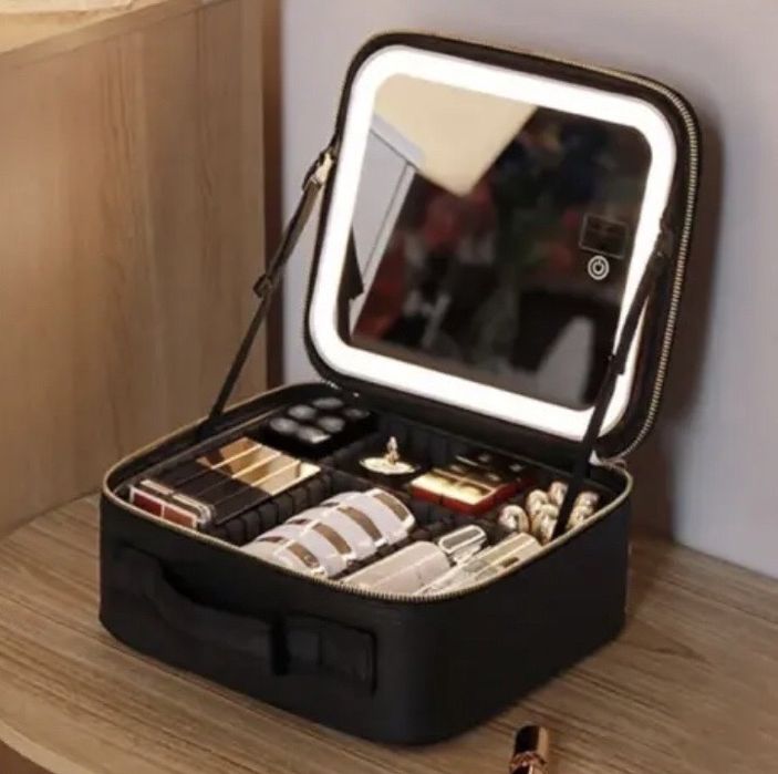 косметичка з дзеркалом led підсвіткою чемоданчик сумка
