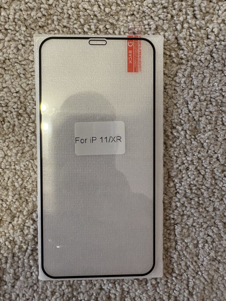 Защитное стекло на Iphone 11/XR