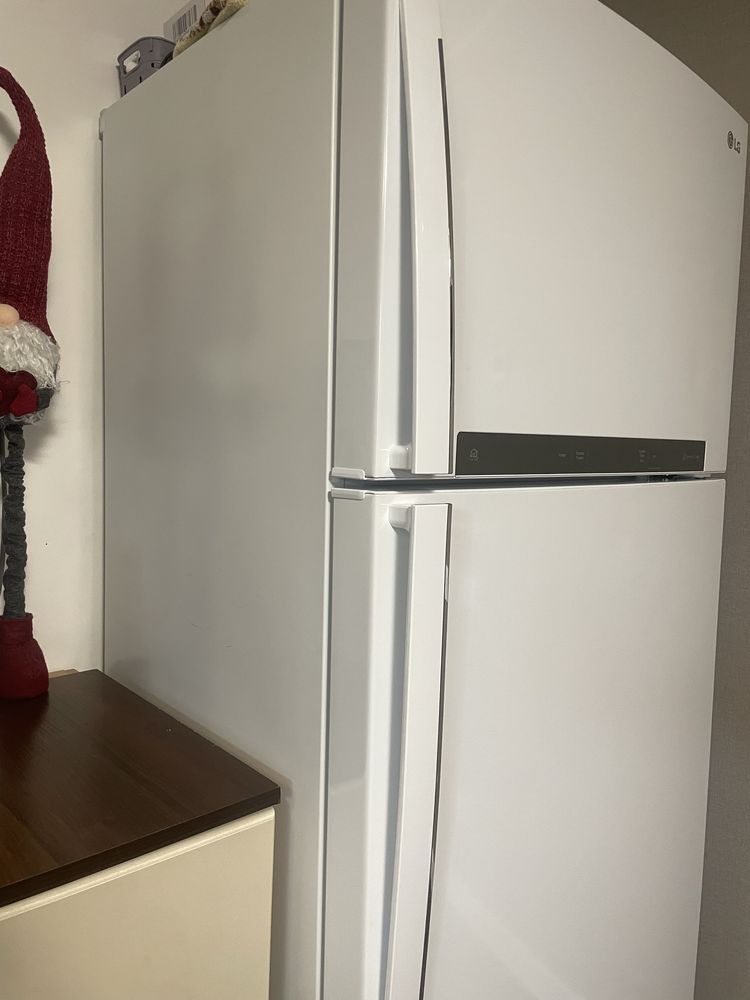 Холодильник LG GN-H702HQHZ великий широкий 78 см