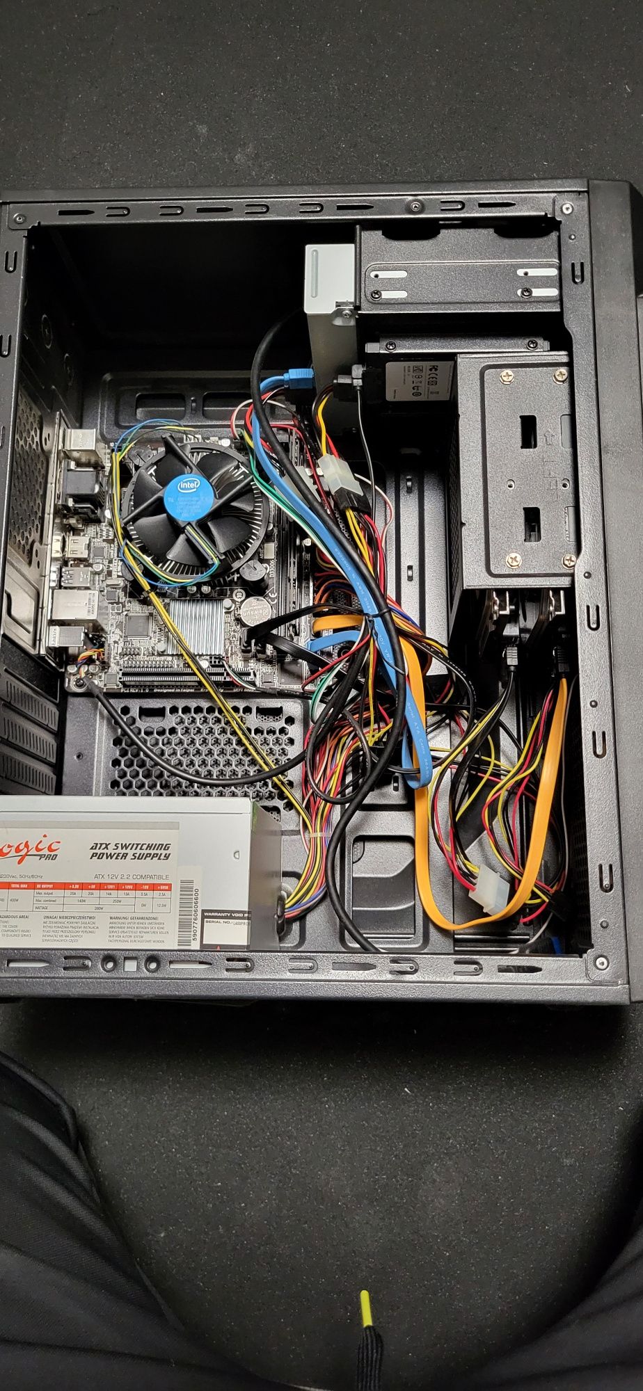 Zestaw komputer Intel i3 128gb SSD 1Tb HDD  8Gb RAM monitor '24 WIN10