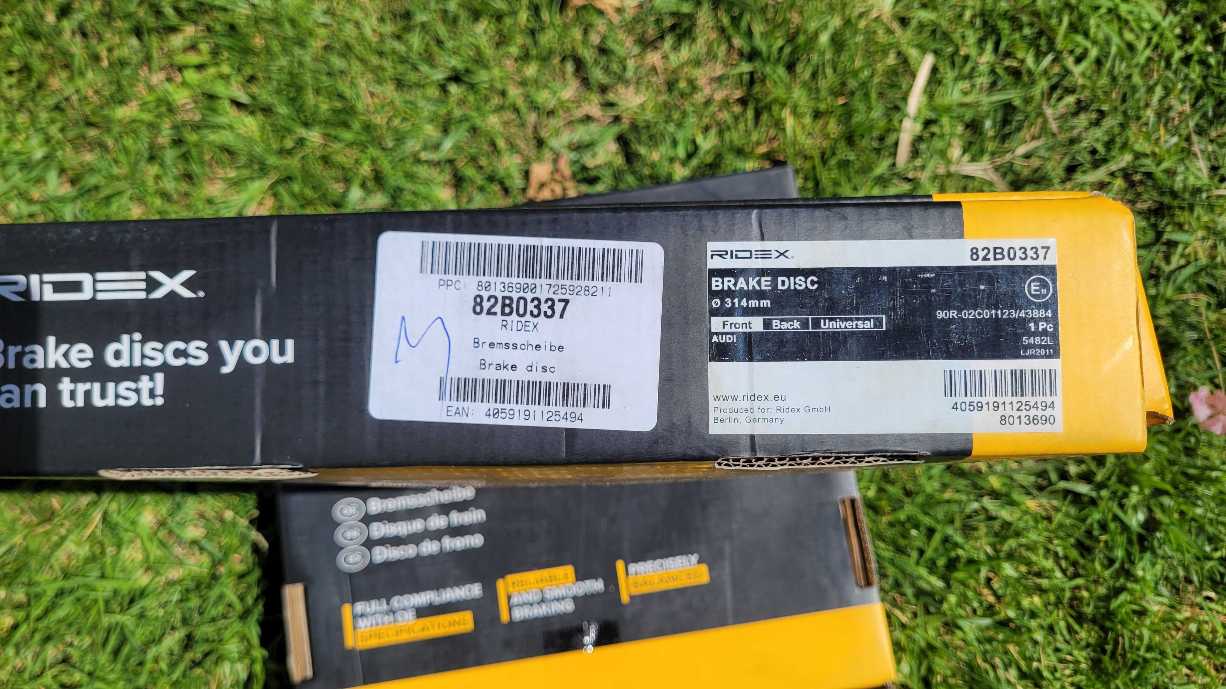 AUDI Kit discos ventilados e partilhas Travões Frente **NOVOS**