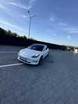 Tesla Model 3 2020p