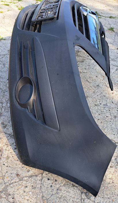 Opel Corsa D Zderzak przedni