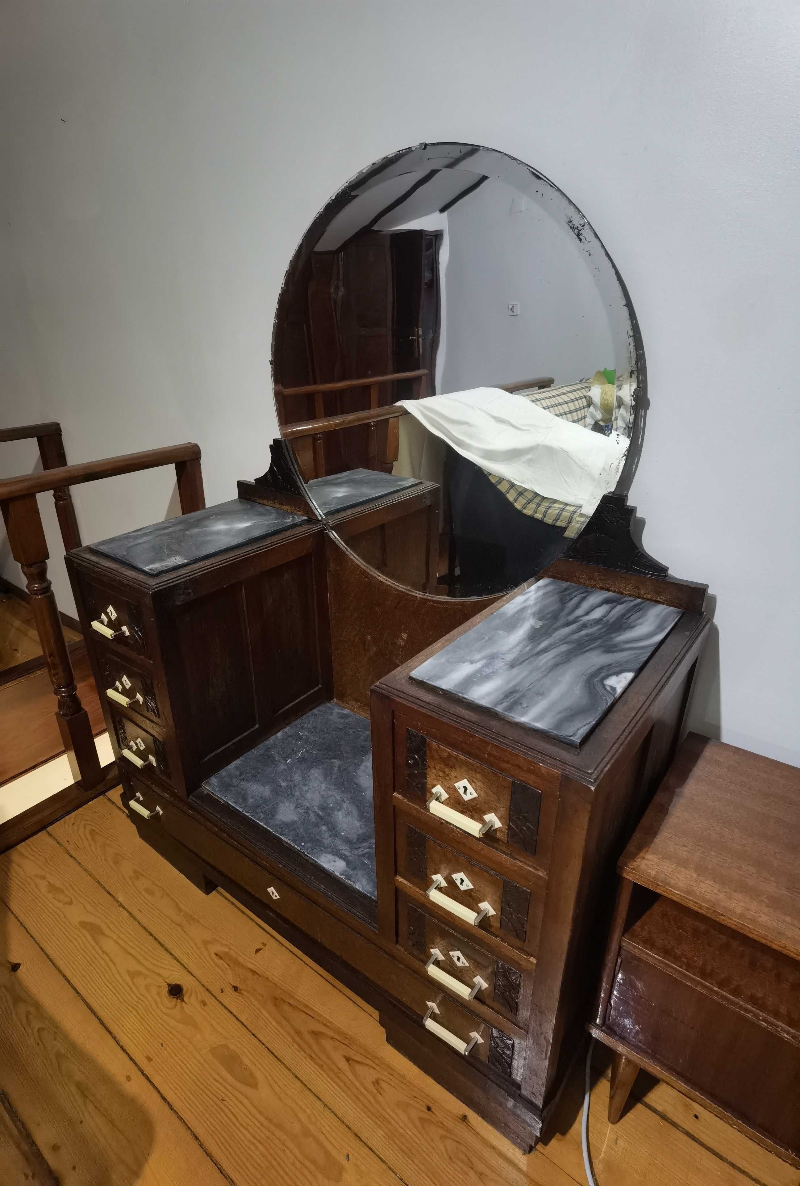 Pechiché Penteadeira Séc. XIX
