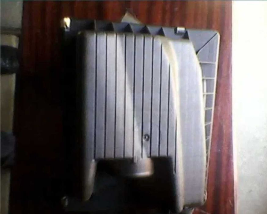 Корпус повітряного фільтру ОПЕЛЬ з новим фільтром.