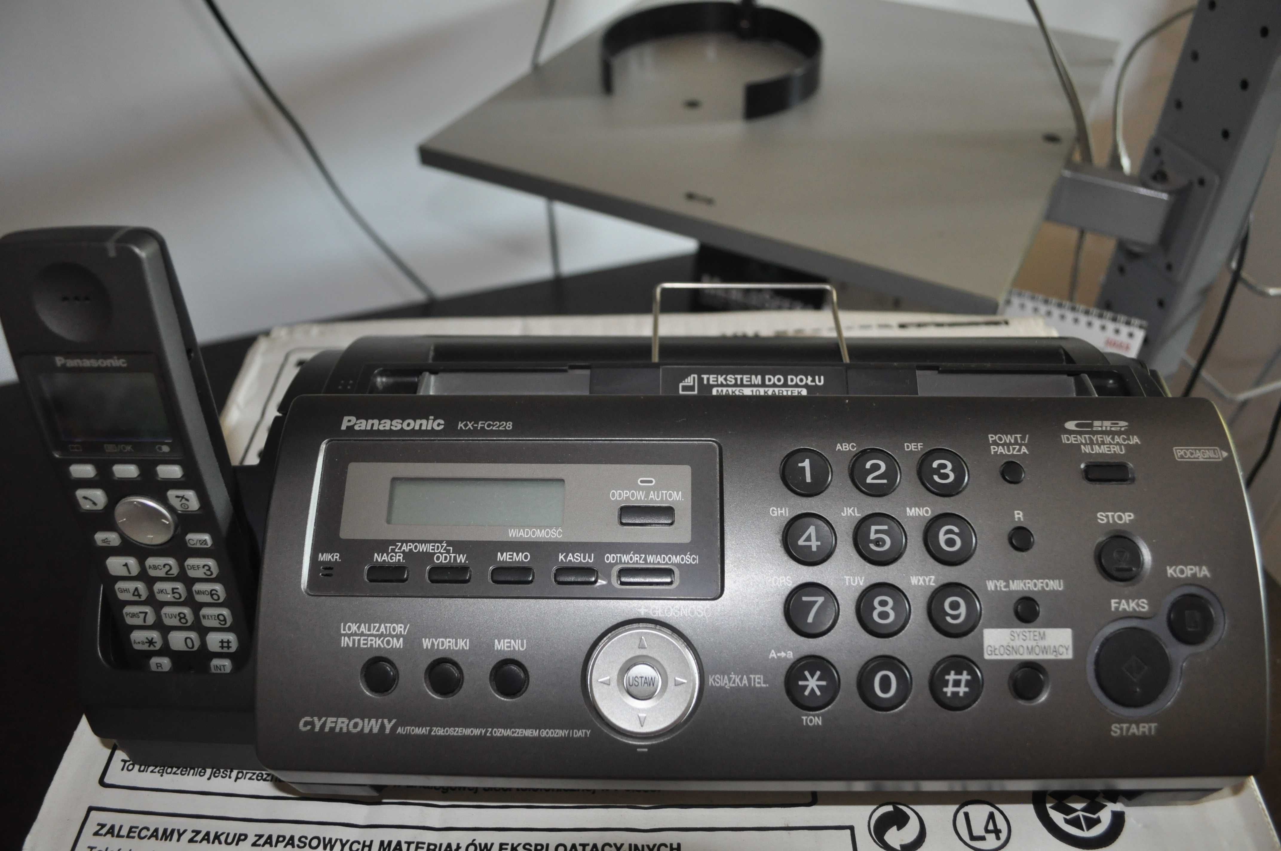 Telefon Fax biurowy PANASONIC KX-FC228 PD-T. bezprzewodowy .