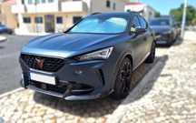 Carro Cupra Formentor VZ5 SUV desportivo