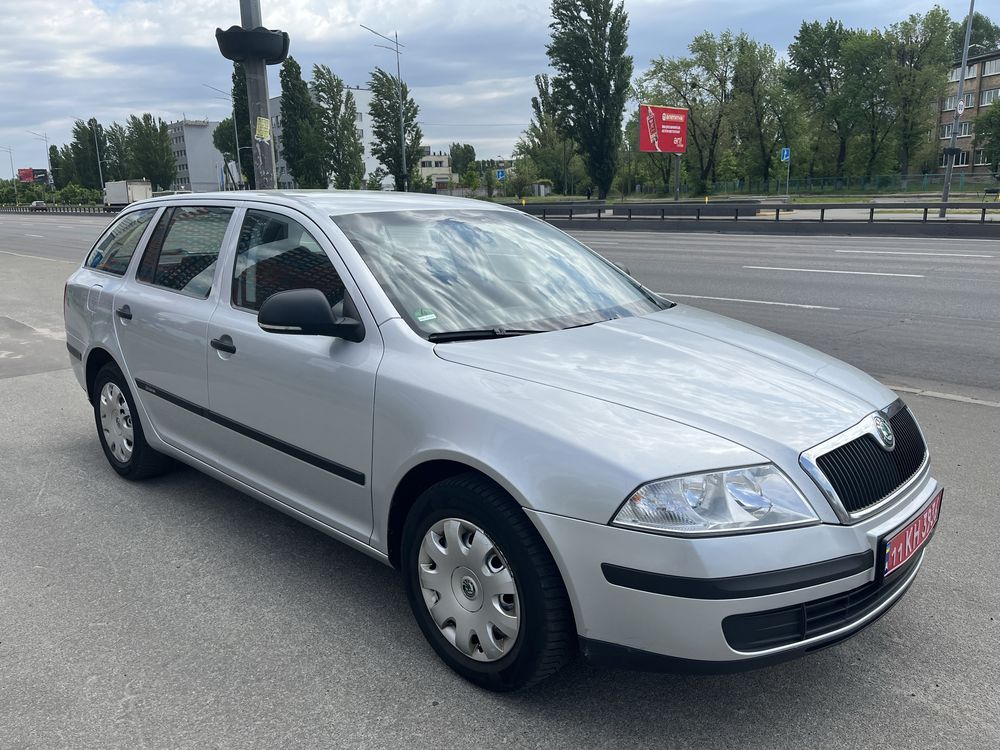 Skoda Octavia A5 1.6 газ/бензин