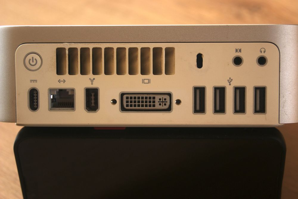  Mac mini • A1176 • 1.66GHz • 512MB • 160GB