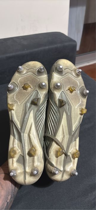 Chuteira Adidas Predator SG