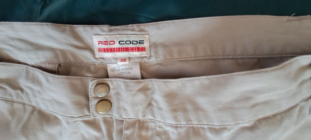 Calções bejes tam 46, Homem