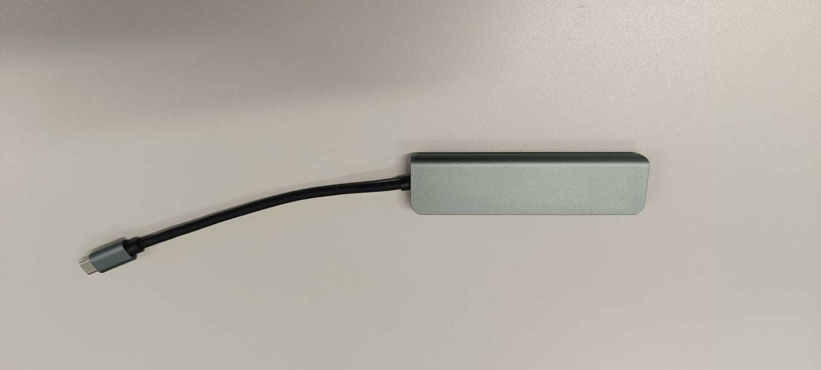 Adaptador USB - C