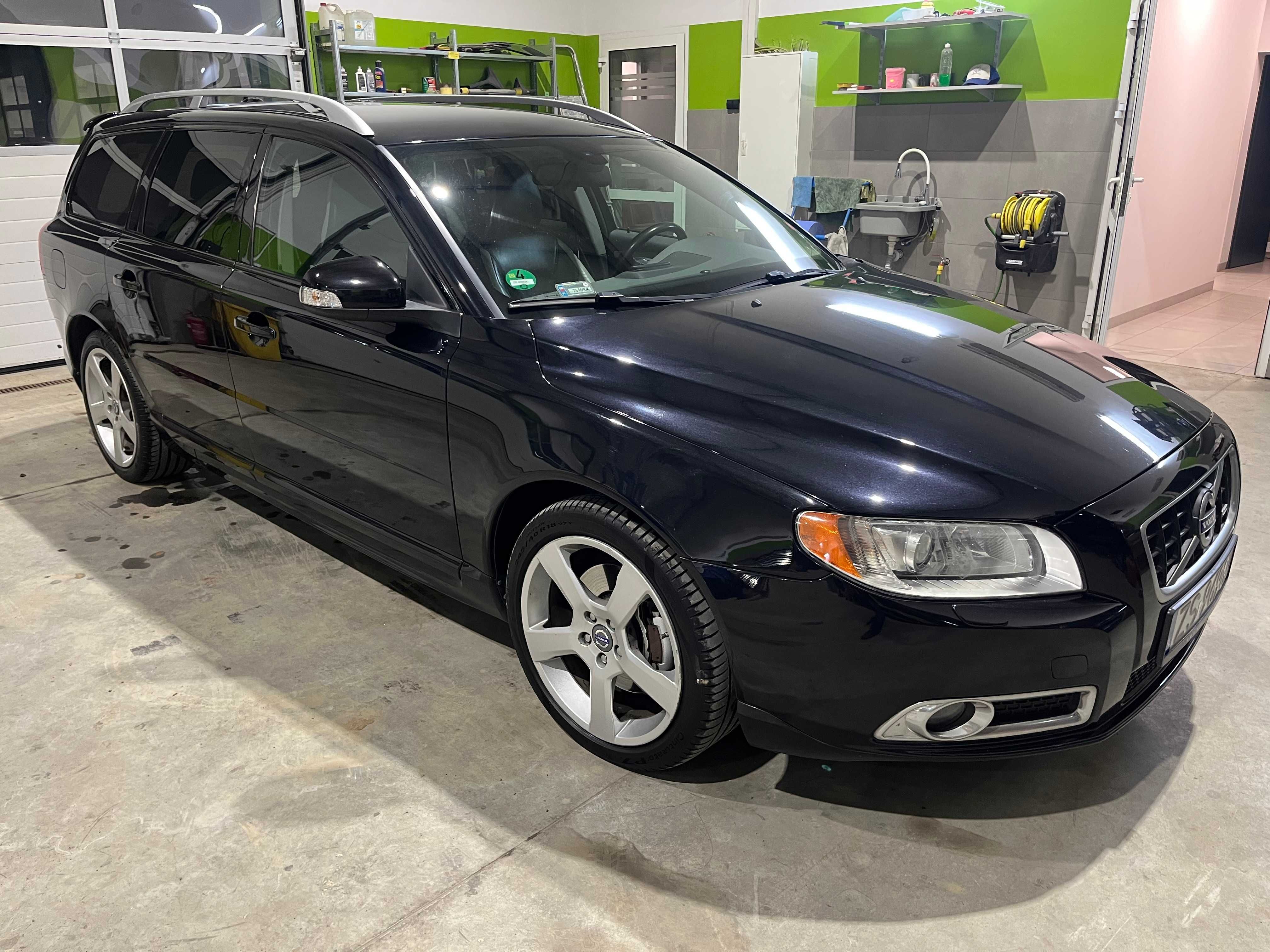 VOLVO V 70 Automat
