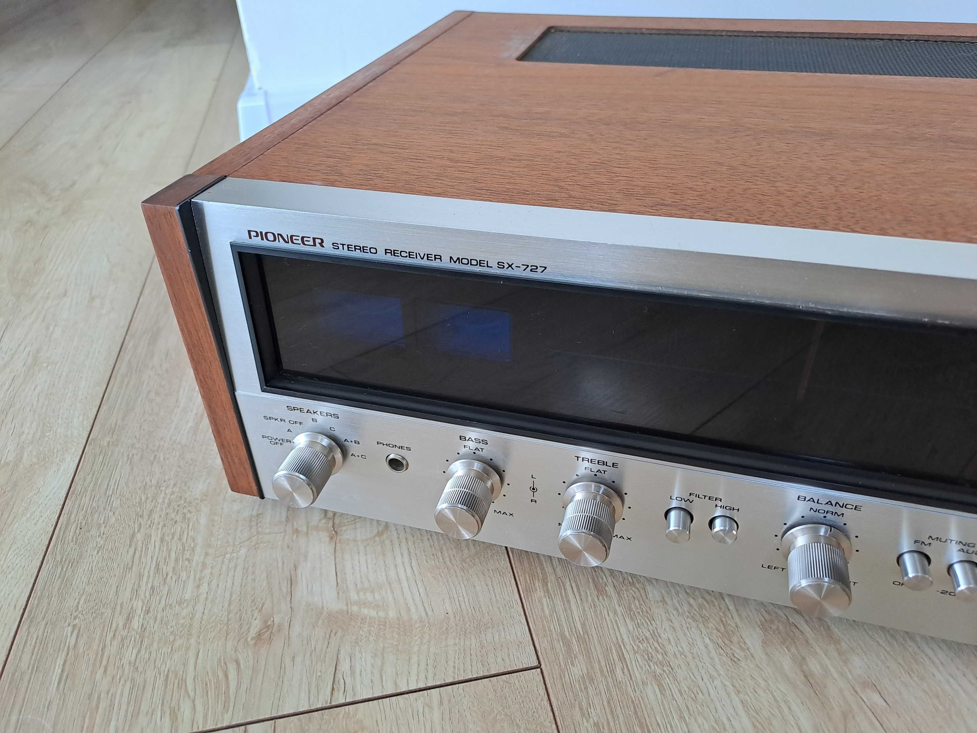 PIONEER SX-727 amplituner vintage