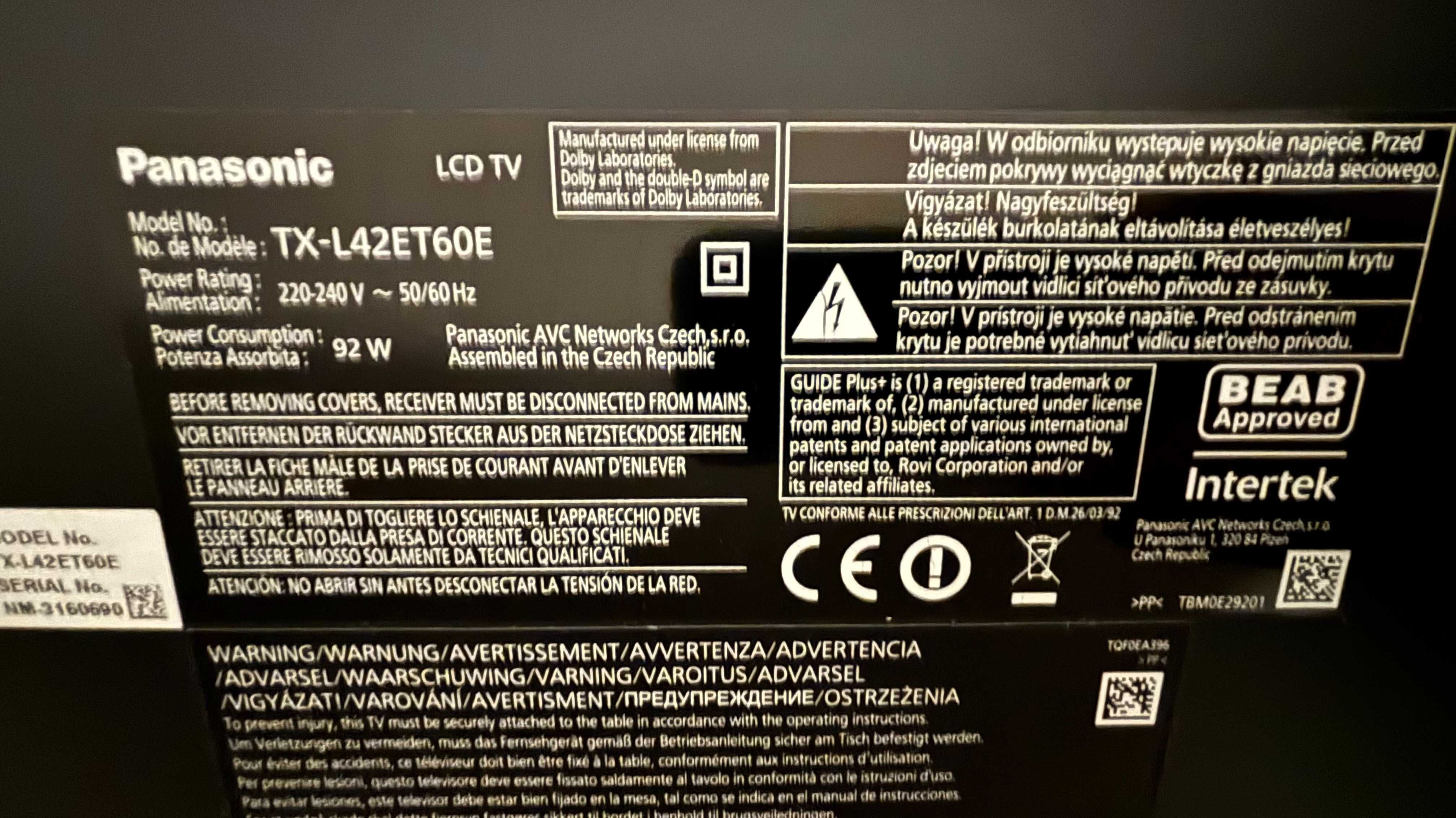 Telewizor LCD 3D PANASONIC TX-L42ET60E + 2 pary okularów 3D