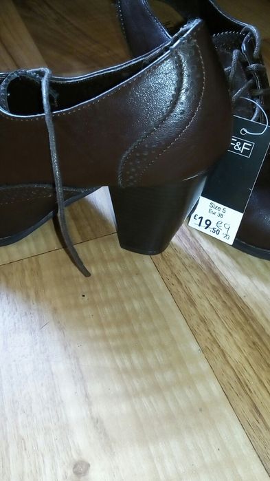 Buty damskie trzewiki 38