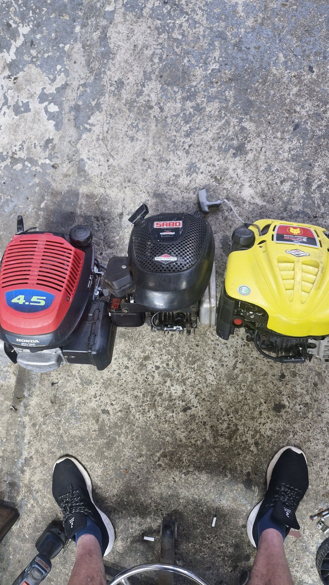 Ремонт Запчасти двигатель Briggs & Stratton мотор розборка запчастини