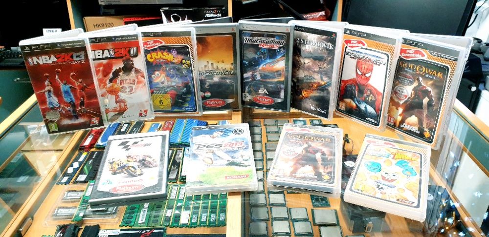 Gra Gry na PSP God of War itp.