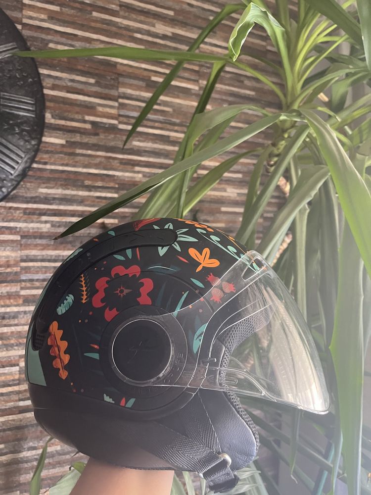 Capacete Mota Mulher
