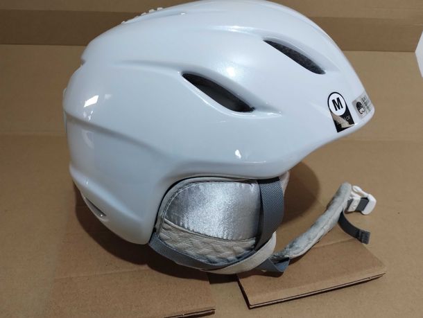 kask narciarski snowboardowy Giro ERA  M 55,5 - 59 nowy