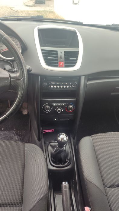 Peugeot 207 1.4 gasolina de 2009
