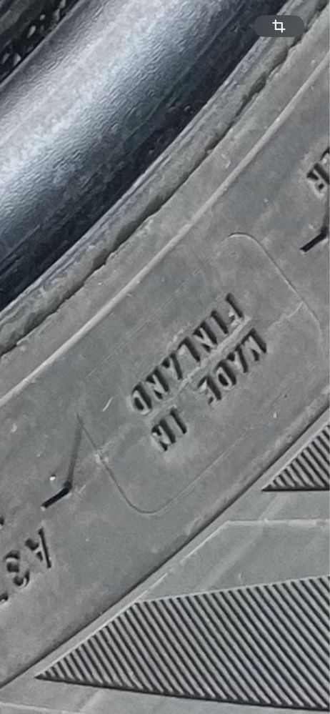 Гума зимова NOKIAN TYRES 185/65 r15 колеса