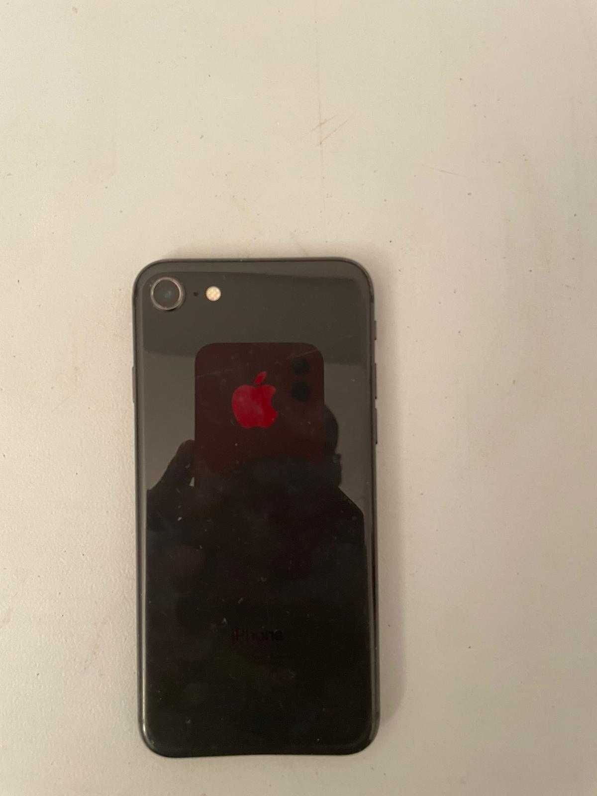 Iphone 8 64G Desbloqueado (usado em bom estado)