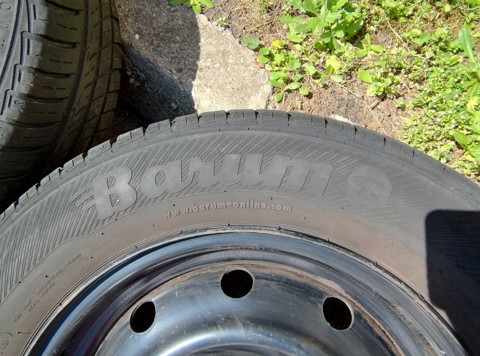 Opony letnie 195/65 R15 Barum na felgach stalowych