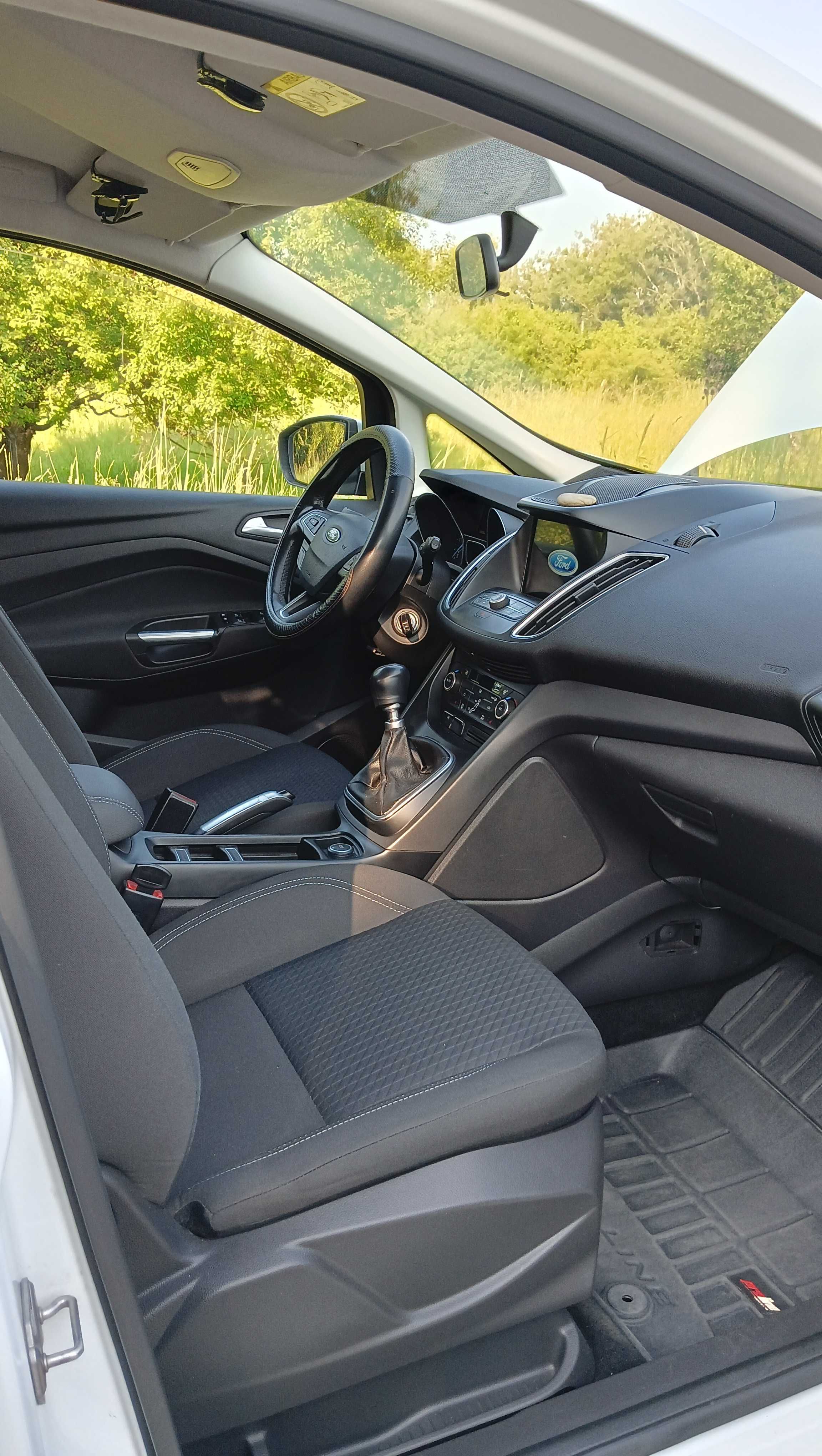 Автомобіль Ford Grand C-Max