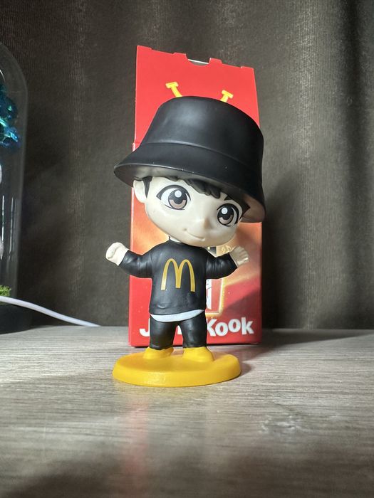 Tiny Tan BTS колекційна іграшка Mc Donalds Jung Kook Чонгук JK