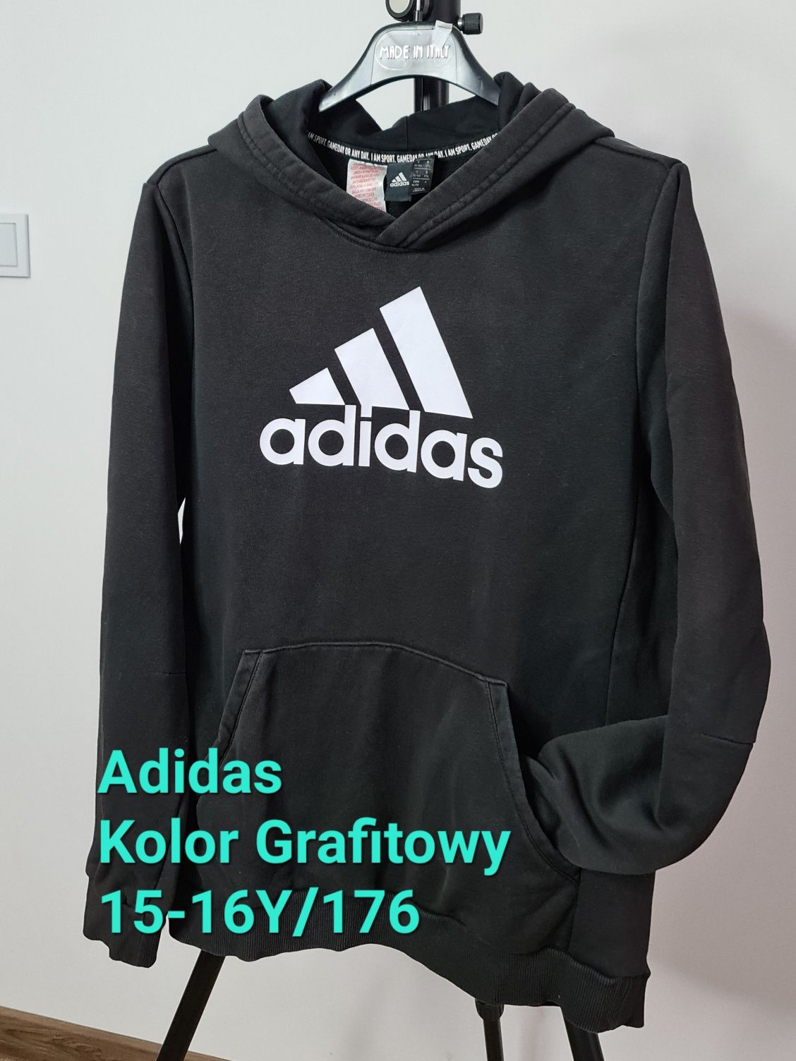 Adidas grafitowa bluza z kapturem kangurka S / 176