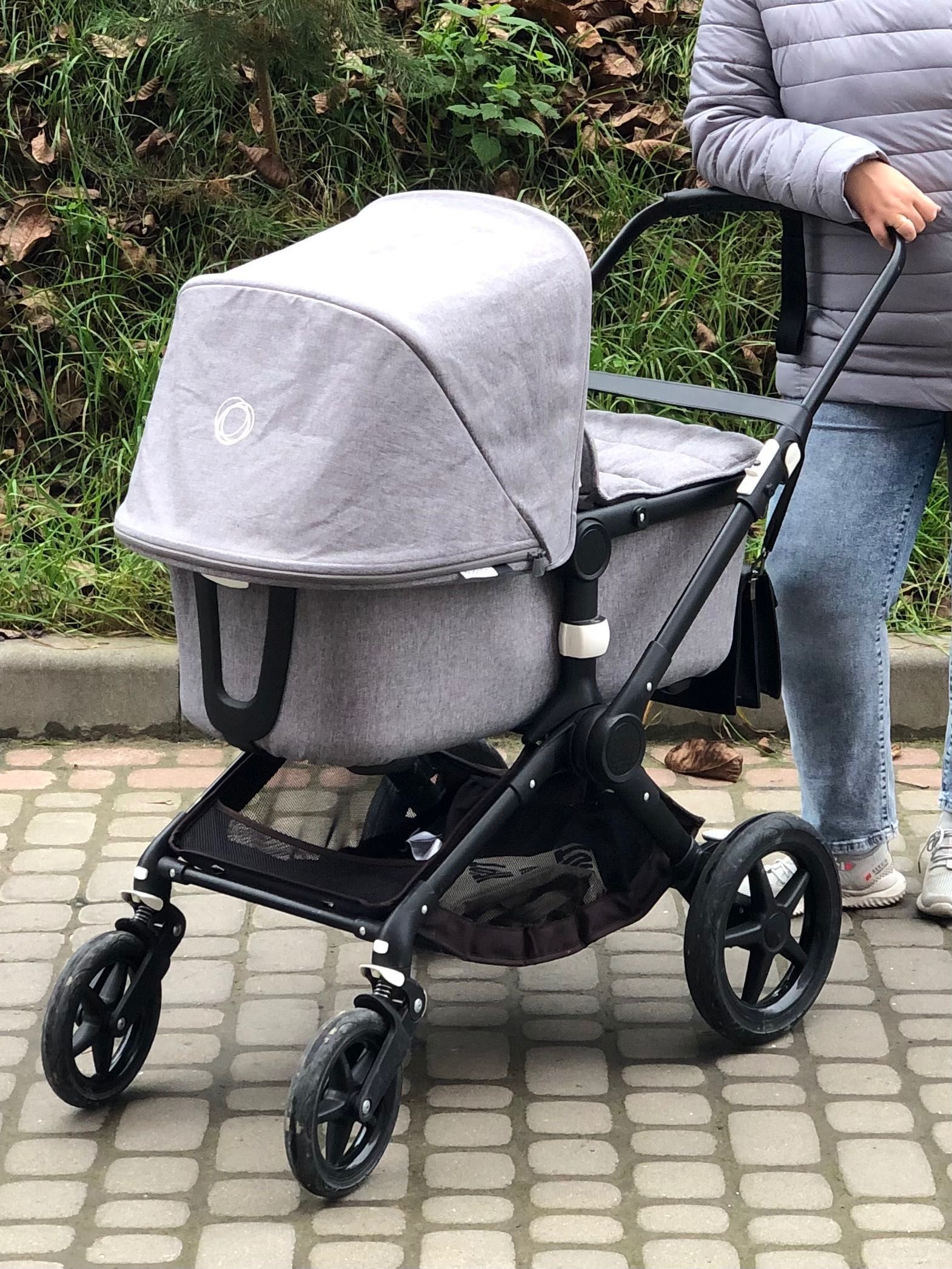 Коляска у хорошому стані Bugaboo Fox