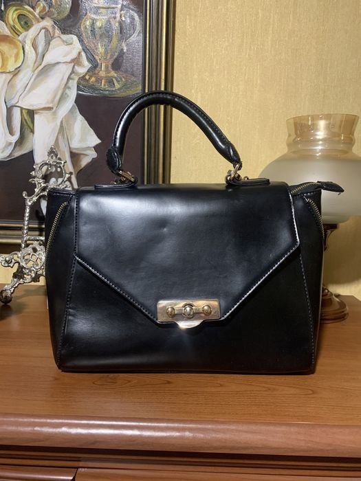 Жіночі елегантні сумочки