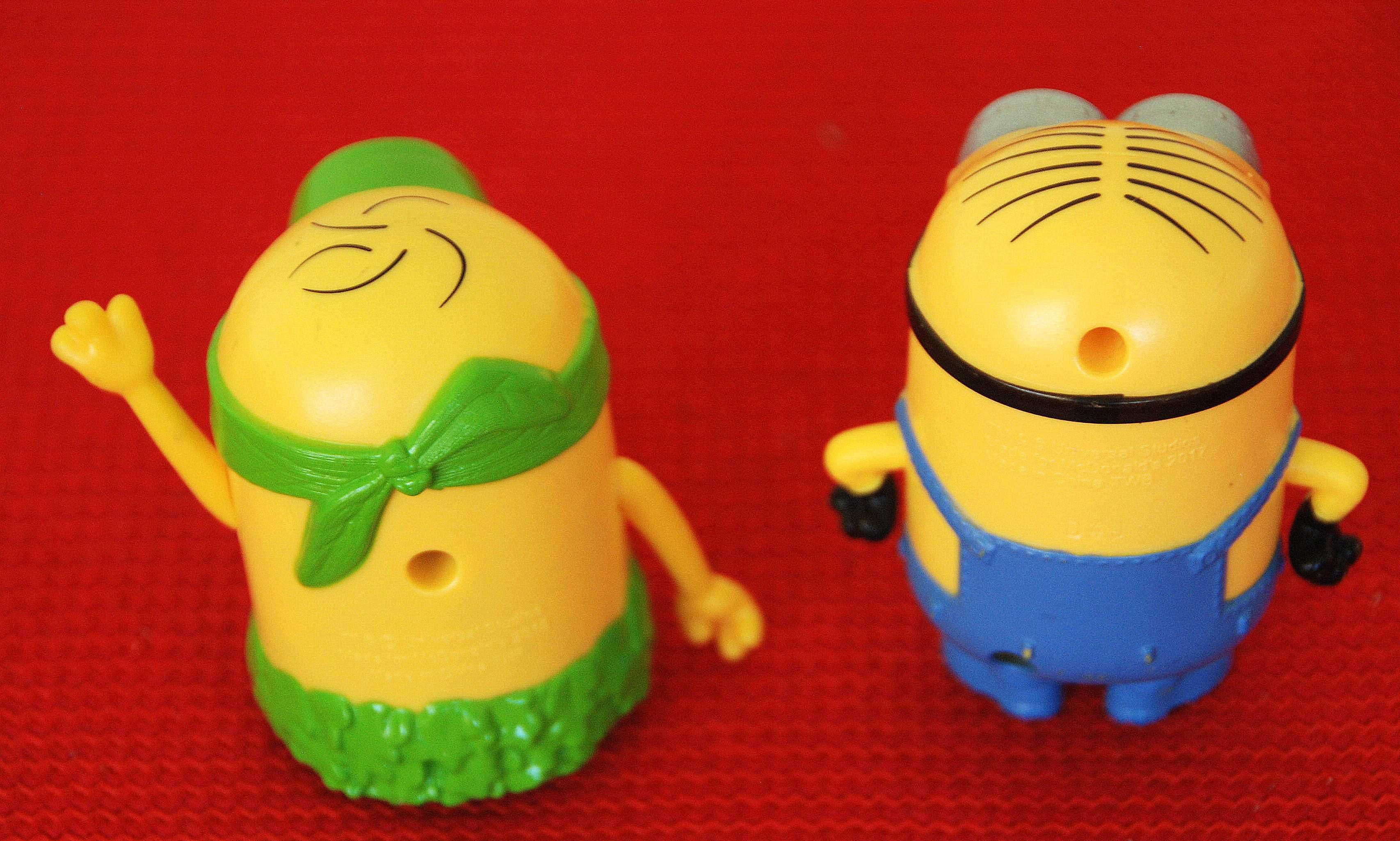 zestaw figurki mcdonalds happy meal zabawka 2 x minionki