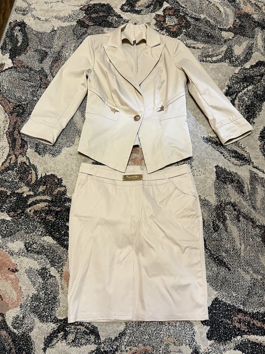 Костюм пиджак+юбка