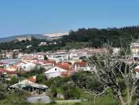 Apartamento T3 localizado numa zona tranquila da cidade de Pombal.