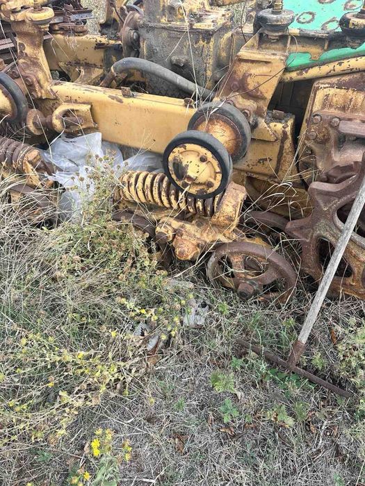 Продам каретки на дт-75