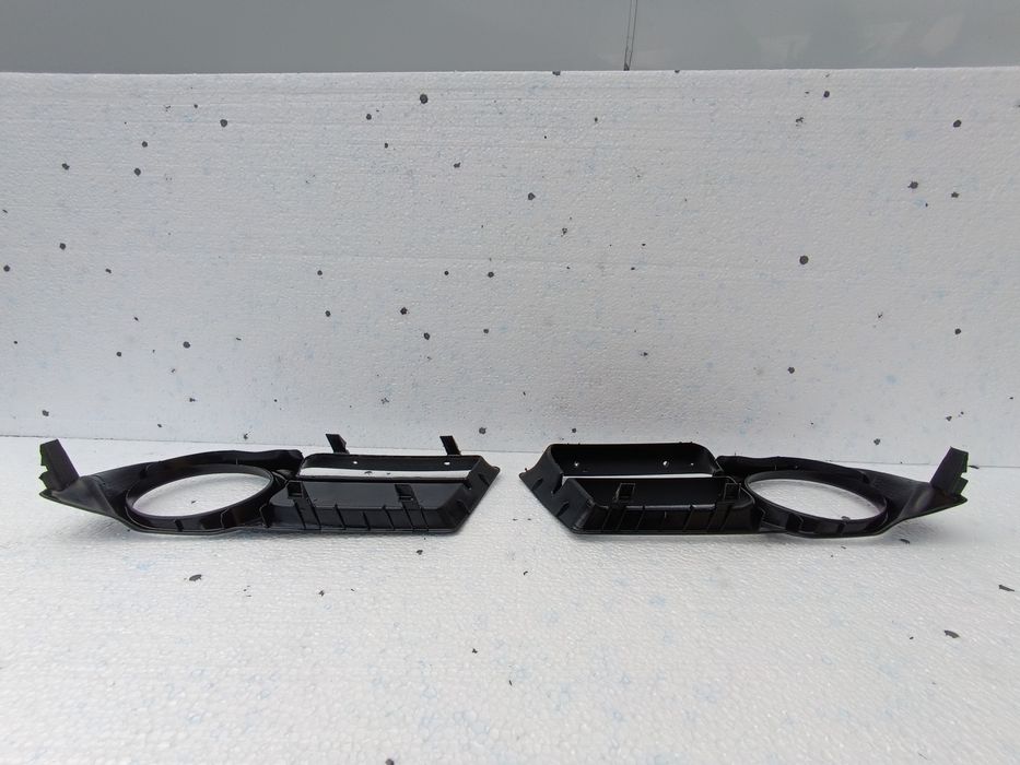 Ramka kratka zderzaka Toyota Corolla  Verso