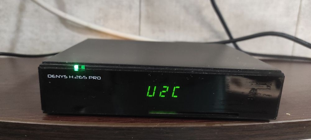 Тв приставка тюнер DENYS H256 PRO две шт.
