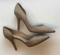 Шпилька бежевые туфли NINE WEST 9 1/2 на 26 см.
