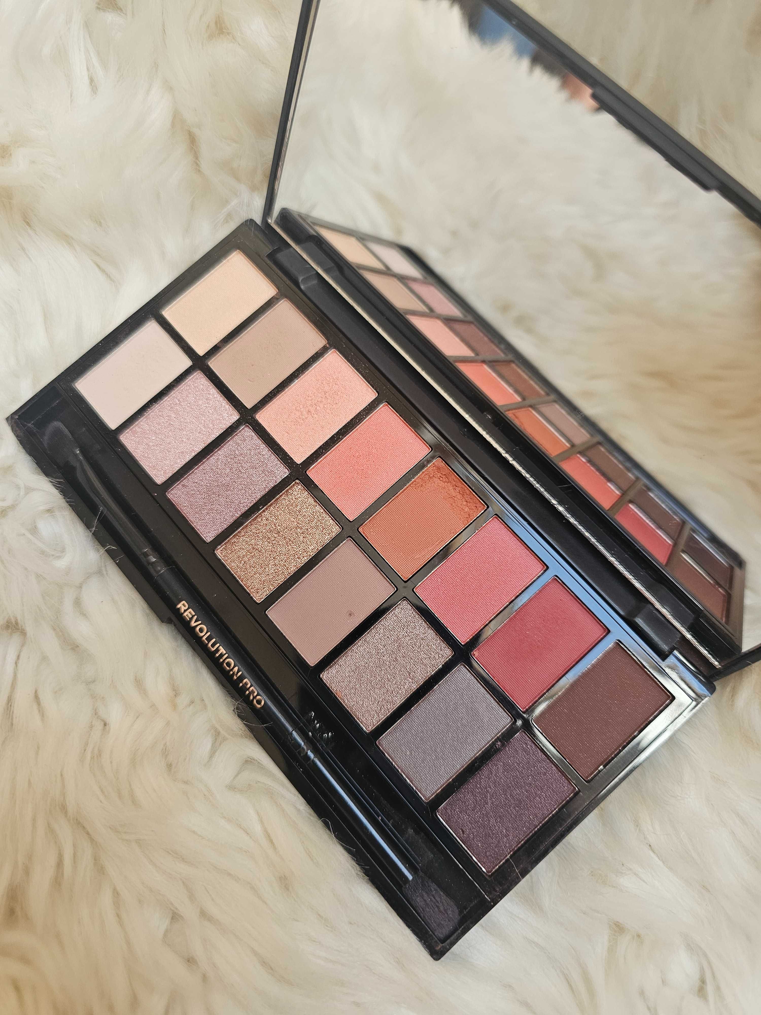 Paletka revolution new-trals vs neutrals