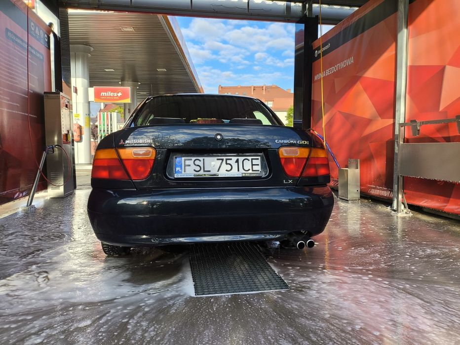 Mitsubishi Carisma 1.8 GDI 125KM Automat