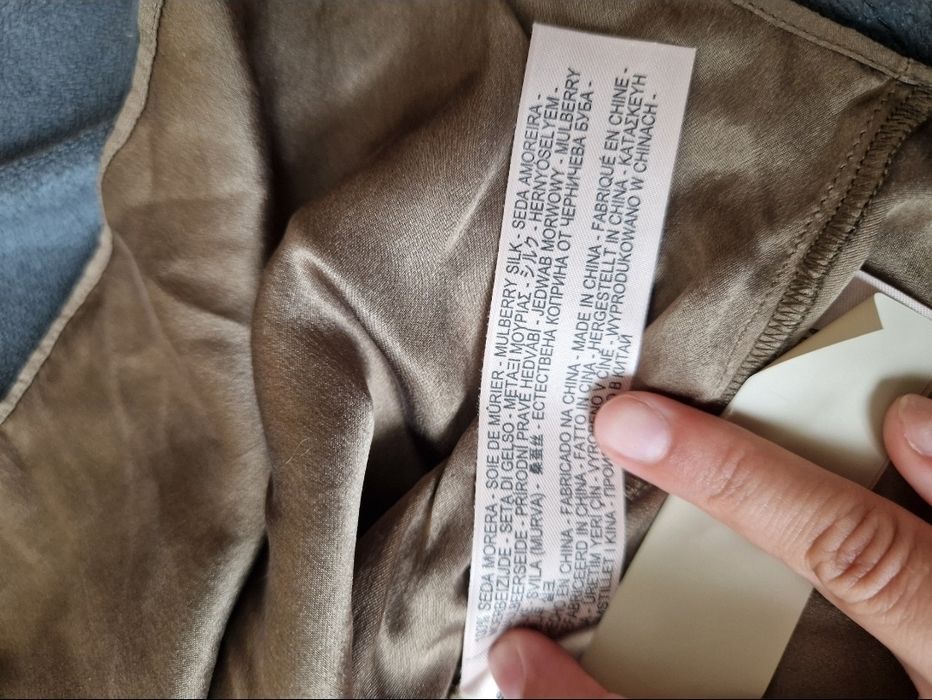 елегантна шовкова блуза Massimo Dutti