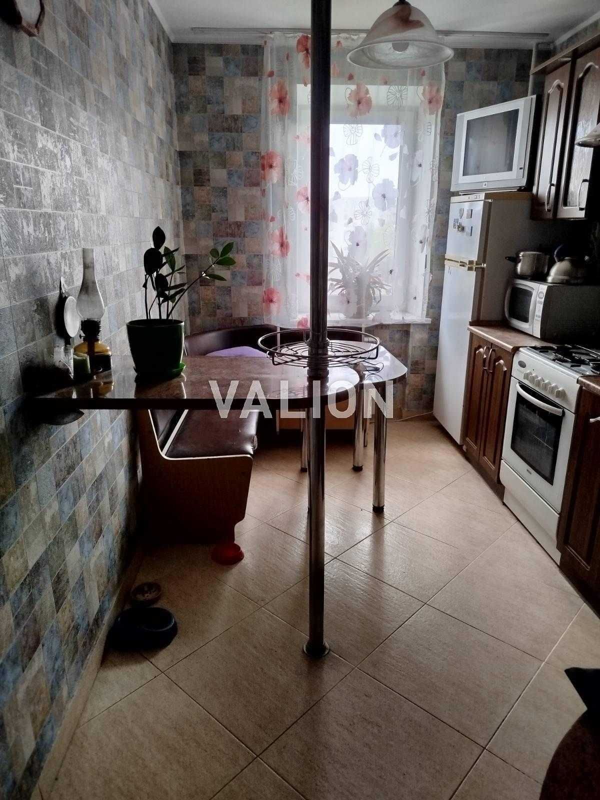 Без комісіі, 3-кімнатна квартира у Вишневому, 65000у.е.