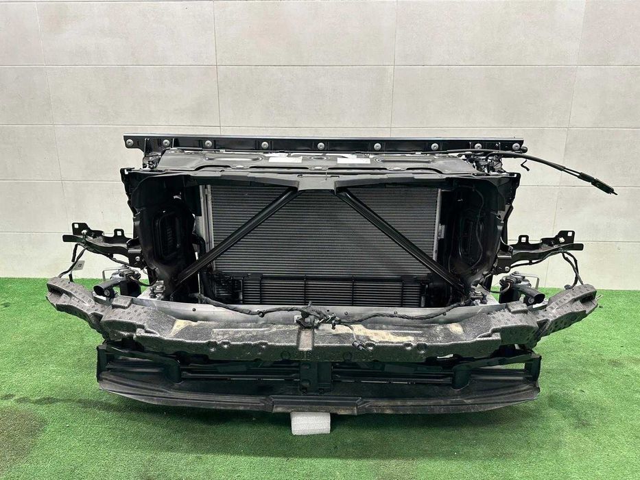 BMW X6 G06 Передня панель телевізор