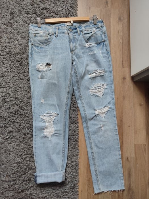 Jeansy damskie z rozdarciami Gina Tricot r. 28/34